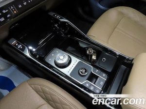 Kia Sorento HEV 1.6 2WD 2024 года из Южной Кореи