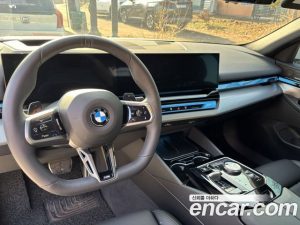 BMW 5-Series 520i M Sport 2025 года из Южной Кореи