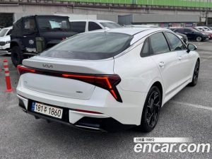 Kia K5 Prestige 2024 года из Южной Кореи