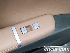 Hyundai Grandeur 2.5 Бензин 2WD 2025 года из Южной Кореи
