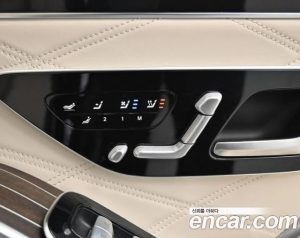 Mercedes-Benz S-Class Maybach S680 4MATIC 2024 года из Южной Кореи