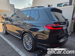 BMW X7 xDrive 40d Design Pure Excellence 7-Seater 2024 года из Южной Кореи