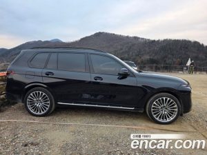BMW X7 xDrive 40d Design Pure Excellence 7-Seater 2024 года из Южной Кореи