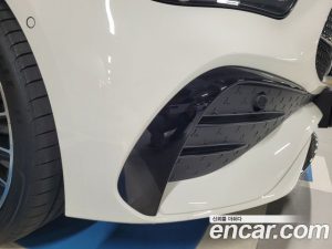 Mercedes-Benz CLE-Class CLE200 Coupe 2024 года из Южной Кореи