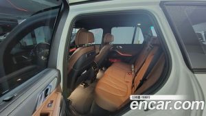 BMW X5 xDrive 40i M Sport 2024 года из Южной Кореи