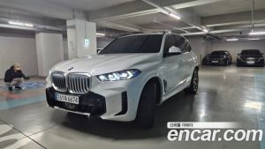 BMW X5 xDrive 40i M Sport 2024 года из Южной Кореи