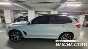 BMW X5 xDrive 40i M Sport 2024 года из Южной Кореи