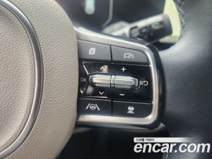 Kia Sorento HEV 1.6 2WD 2024 года из Южной Кореи