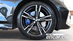 BMW 3-Series 320d Touring M Sport 2025 года из Южной Кореи
