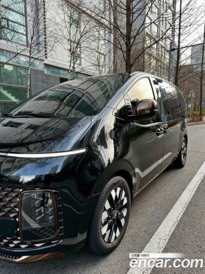 Hyundai Staria Lounge 9-Seater 2025 года из Южной Кореи