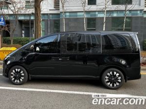 Hyundai Staria Lounge 9-Seater 2025 года из Южной Кореи