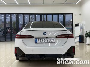 BMW 5-Series 530e M Sport PRO 2024 года из Южной Кореи