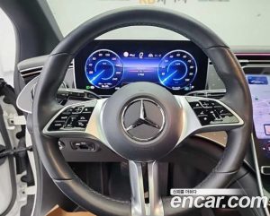 Mercedes-Benz EQE EQE350 4MATIC 2023 года из Южной Кореи