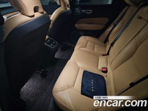 Volvo XC60 B5 Ultra Bright 2025 года из Южной Кореи