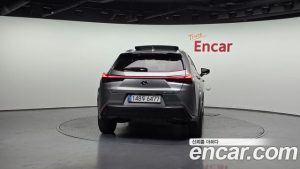Lexus UX 2.0 2WD 2024 года из Южной Кореи