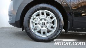 Hyundai Staria Tourer 11-Seater 2025 года из Южной Кореи