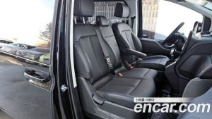 Hyundai Staria Tourer 11-Seater 2025 года из Южной Кореи