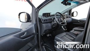 Hyundai Staria Tourer 11-Seater 2025 года из Южной Кореи