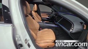 Mercedes-Benz E-Class E200 Avantgarde 2025 года из Южной Кореи