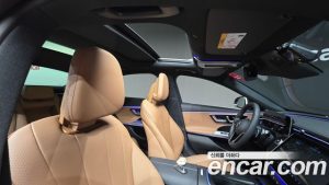 Mercedes-Benz E-Class E200 Avantgarde 2025 года из Южной Кореи