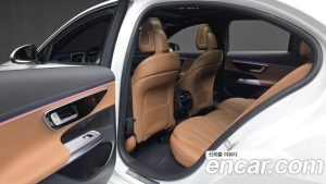 Mercedes-Benz E-Class E200 Avantgarde 2025 года из Южной Кореи