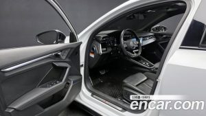 Audi S3 2.0 TFSI 4WD 2023 года из Южной Кореи