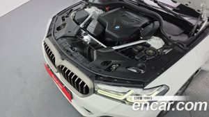 BMW 5-Series 520i M Sport 2023 года из Южной Кореи