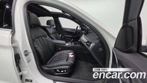 BMW 5-Series 520i M Sport 2023 года из Южной Кореи