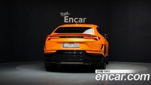 Lamborghini Urus 4.0 V8 S 2024 года из Южной Кореи