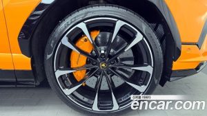 Lamborghini Urus 4.0 V8 S 2024 года из Южной Кореи
