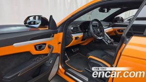 Lamborghini Urus 4.0 V8 S 2024 года из Южной Кореи