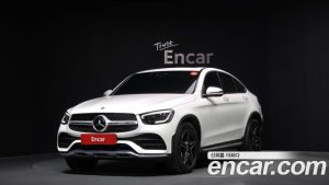 Mercedes-Benz GLC-Class GLC300 4MATIC Coupe 2023 года из Южной Кореи