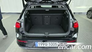 Volkswagen Golf 2.0 TDI Prestige 2023 года из Южной Кореи