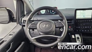 Hyundai Staria L3.5 Lounge 9-Seater 2025 года из Южной Кореи
