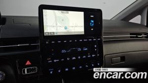 Hyundai Staria L3.5 Lounge 9-Seater 2025 года из Южной Кореи