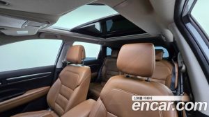 Renault-KoreaSamsung QM6 2.0 LPe RE Signature 2WD 2023 года из Южной Кореи