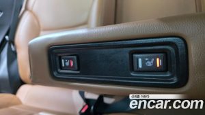 Renault-KoreaSamsung QM6 2.0 LPe RE Signature 2WD 2023 года из Южной Кореи
