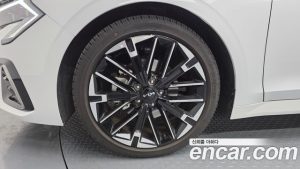 Kia K5 1.6 Turbo 2025 года из Южной Кореи