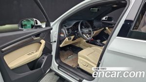 Audi Q5 40 TDI 4WD Premium 2023 года из Южной Кореи