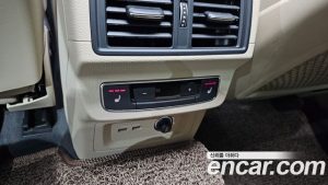 Audi Q5 40 TDI 4WD Premium 2023 года из Южной Кореи