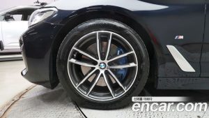 BMW 5-Series 520i M Sport 2023 года из Южной Кореи