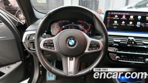 BMW 5-Series 520i M Sport 2023 года из Южной Кореи