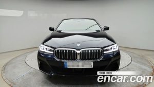 BMW 5-Series 520i M Sport 2023 года из Южной Кореи