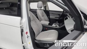 Land Rover Range Rover Evoque P250 SE 2022 года из Южной Кореи