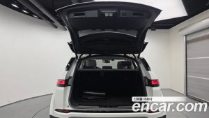 Land Rover Range Rover Evoque P250 SE 2022 года из Южной Кореи