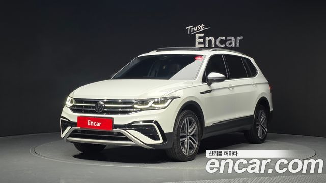 Volkswagen Tiguan 2.0 TSI Prestige 2023 года из Кореи