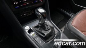 Volkswagen Tiguan 2.0 TSI Prestige 2023 года из Южной Кореи
