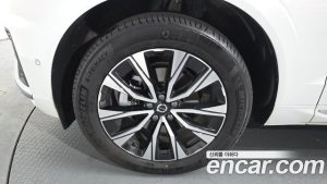 Volvo XC60 B5 Ultra Bright 2025 года из Южной Кореи