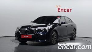 BMW 5-Series 520i M Sport 2024 года из Южной Кореи