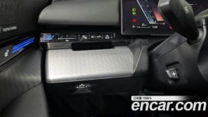 BMW 5-Series 520i M Sport 2024 года из Южной Кореи